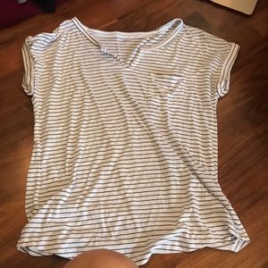 Old Navy tee